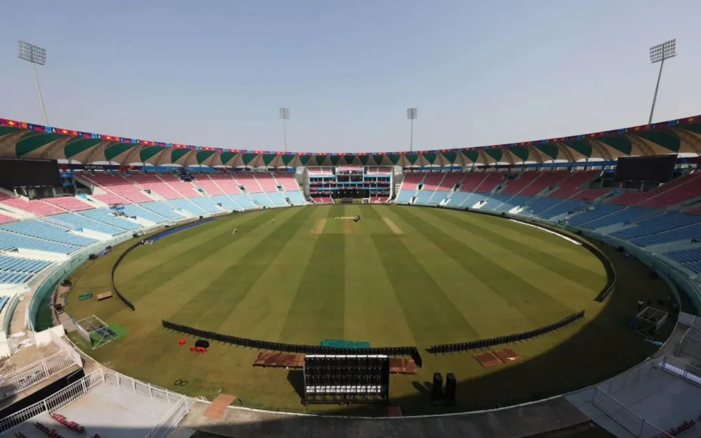 Ekana Pitch Report & Lucknow Weather